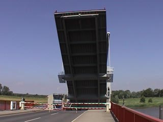 Hubbrücke über die Oste bei Geversdorf