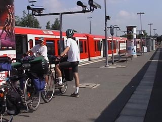 S-Bahnhof Wedel bei Hamburg